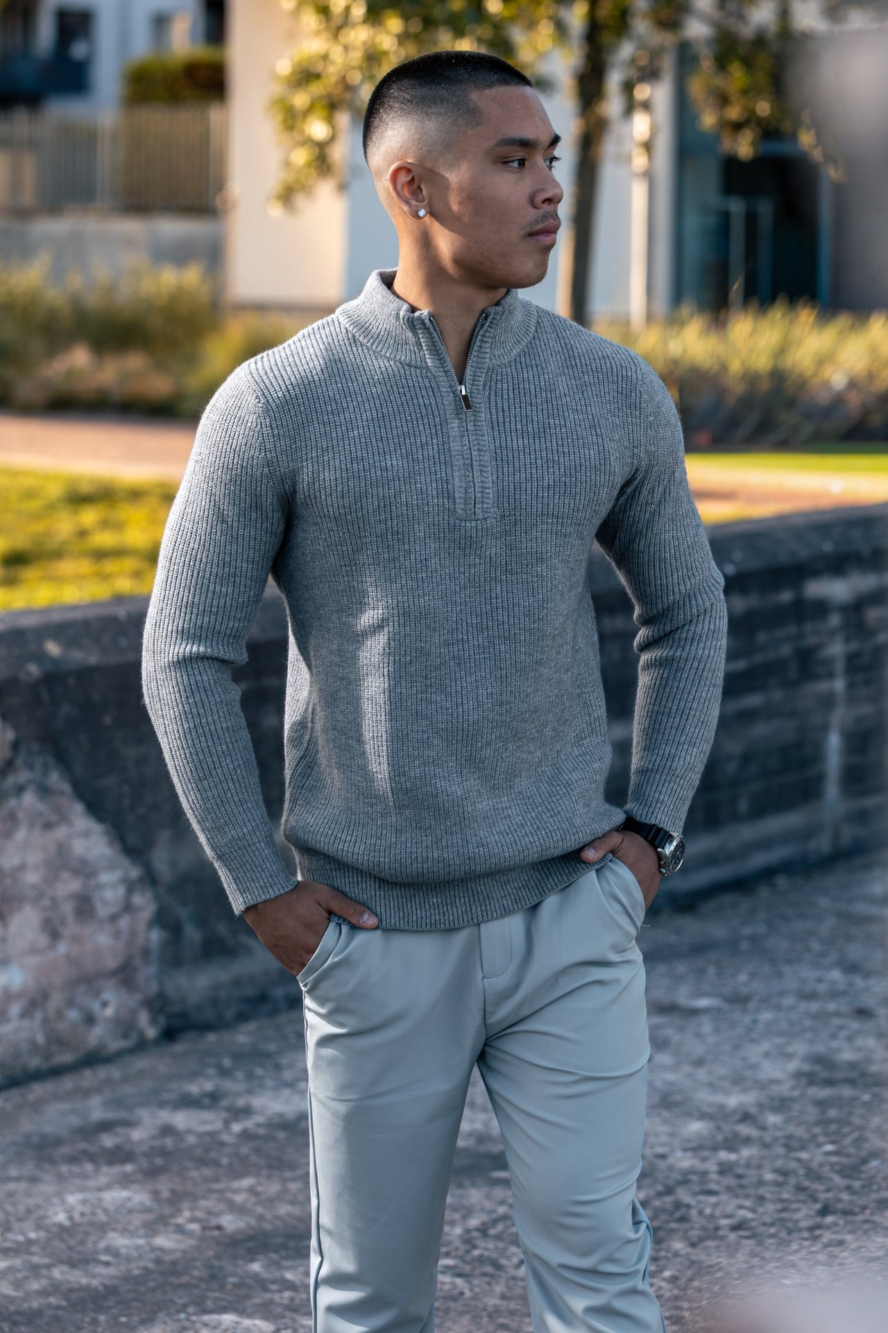 Men ’s casual sweater